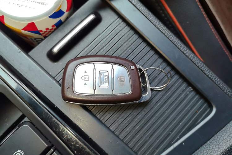 Used Hyundai Sonata 2015 1.6T GLX Advanced Model Vehicle Key
