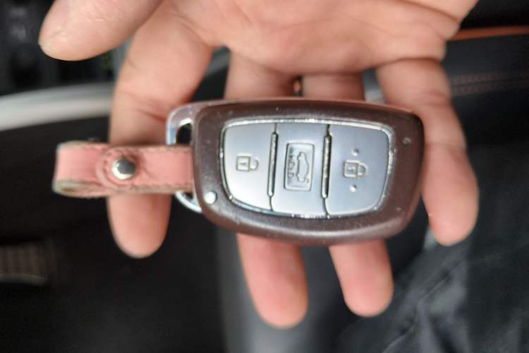 Used Hyundai Sonata 2015 1.6T GLS Smart Model Vehicle Key