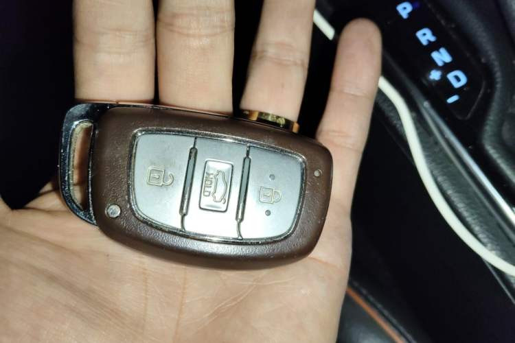 Used Hyundai Sonata 2015 1.6T GLS Smart Model Vehicle Key
