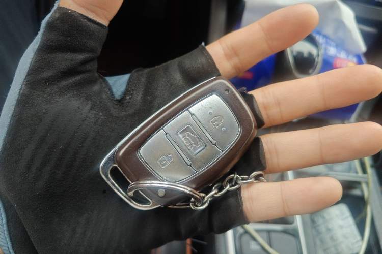Used Hyundai Sonata 2015 1.6T GLS Smart Model Vehicle Key