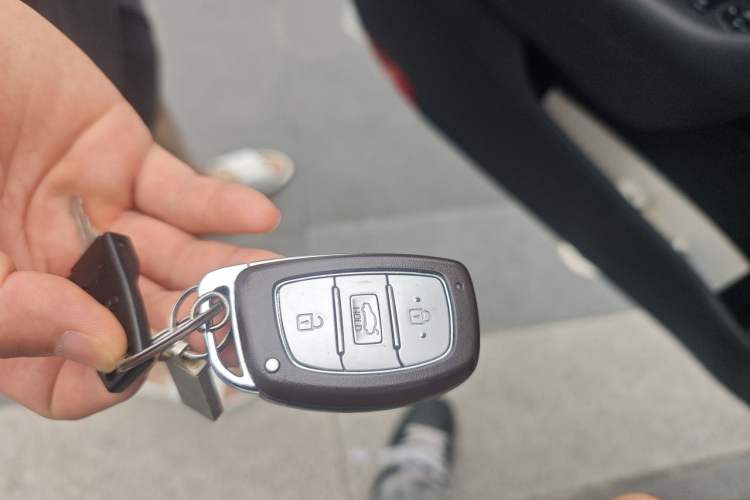 Used Hyundai Sonata 2015 1.6T GLS Smart Model Vehicle Key