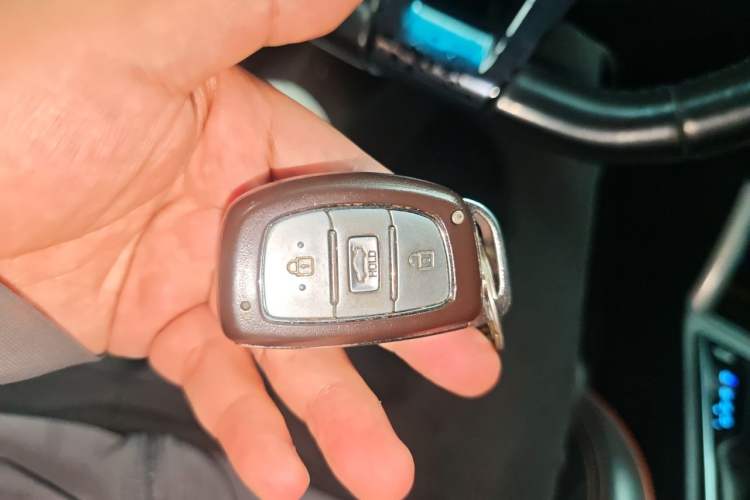 Used Hyundai Sonata 2015 1.6T GLS Smart Model Vehicle Key