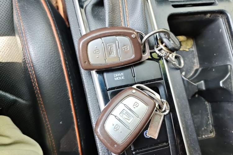 Used Hyundai Sonata 2015 1.6T GLX Advanced Model Vehicle Key