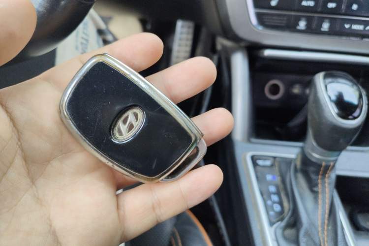 Used Hyundai Sonata 2015 1.6T DLX Prestige Model Vehicle Key