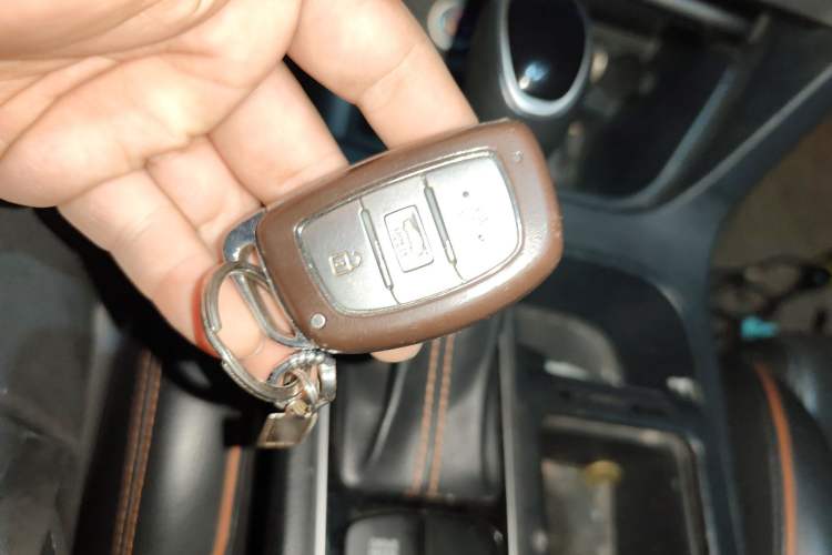 Used Hyundai Sonata 2015 1.6T GLX Advanced Model Vehicle Key