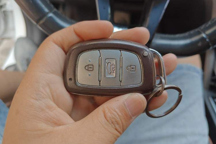Used Hyundai Sonata 2015 1.6T GLX Advanced Model Vehicle Key