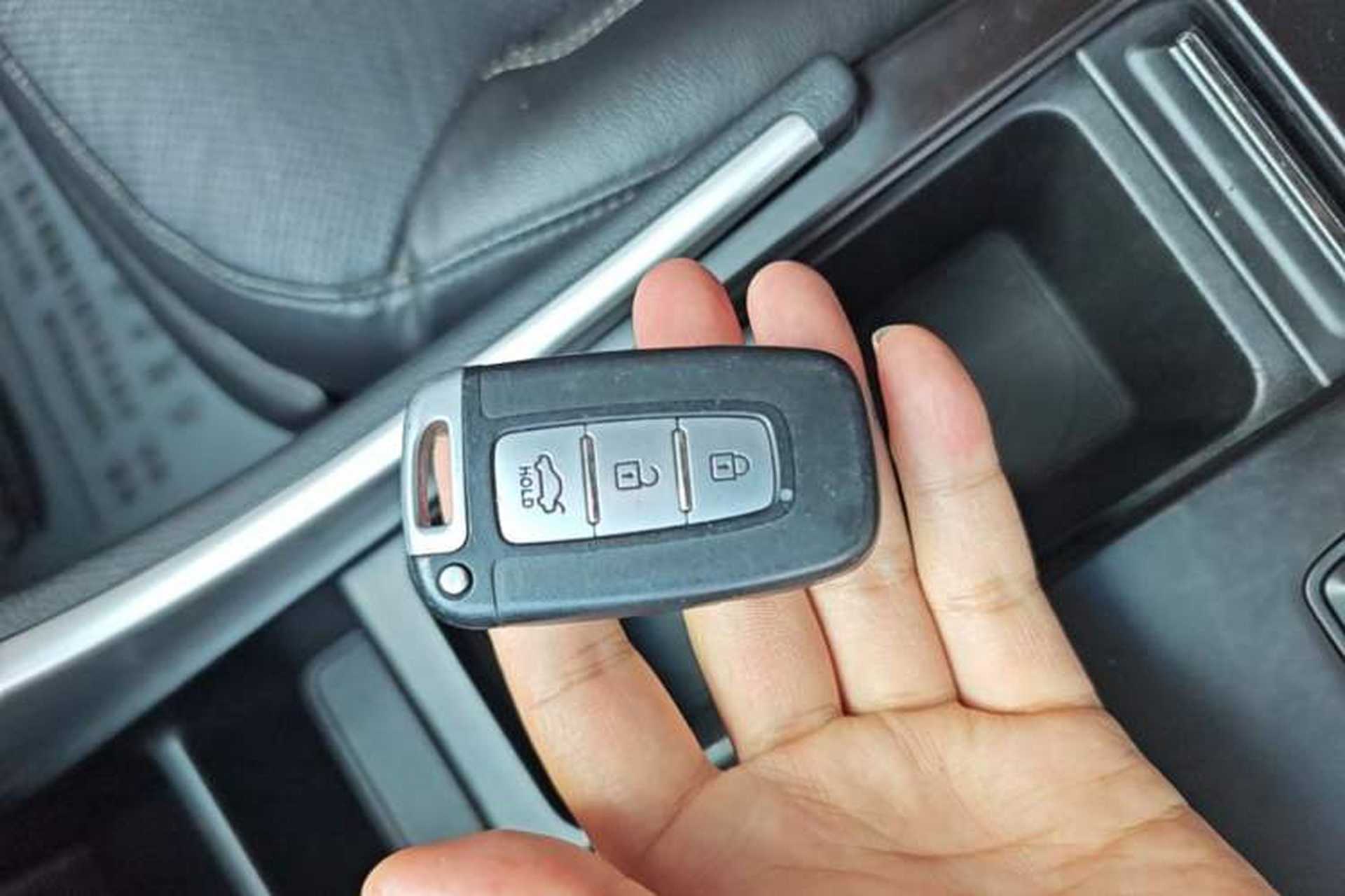 Used Hyundai Sonata 2015 Classic 2.4L Automatic Leading Edition China V Standard Vehicle Key