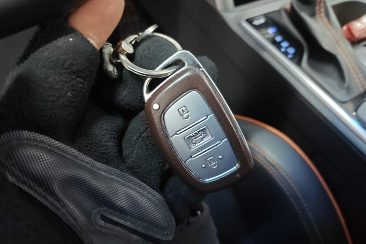Used Hyundai Sonata 2015 1.6T GLX Advanced Model Vehicle Key