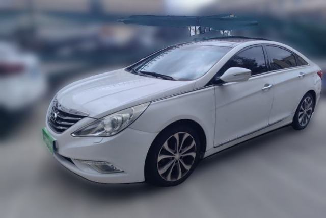 Używany Hyundai Sonata 2015 Classic 2.4L Automatic Luxury Version China V Standard