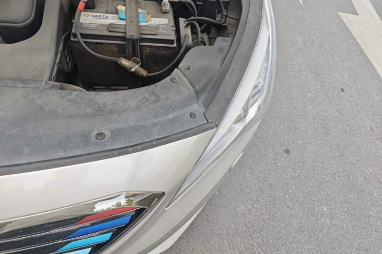 Used Hyundai Sonata 2015 2.4L TOP Flagship Edition Engine Bay Left