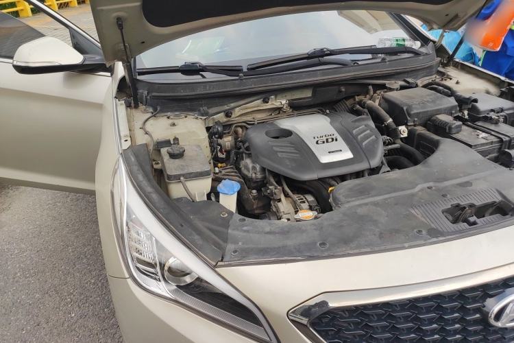 Used Hyundai Sonata 2015 1.6T GLX Advanced Model Engine Bay Right
