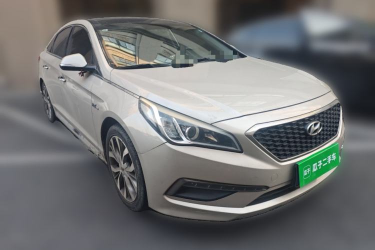 Used Hyundai Sonata 2015 1.6T GLX Advanced Model Front Right 45 Deg