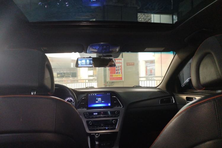 Used Hyundai Sonata 2015 1.6T GLX Advanced Model Headliner