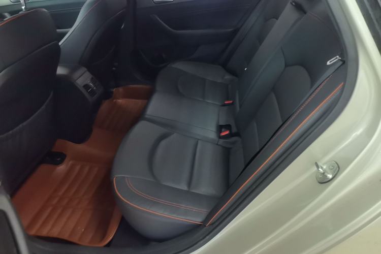 Used Hyundai Sonata 2015 1.6T DLX Prestige Model Left Rear Seat