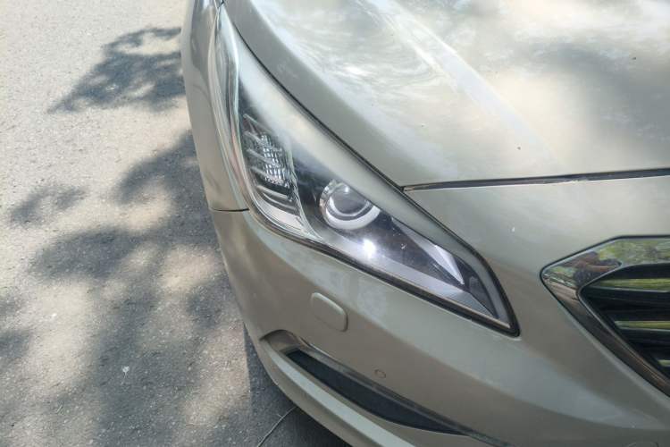 Used Hyundai Sonata 2015 1.6T DLX Prestige Model Right Front Headlight
