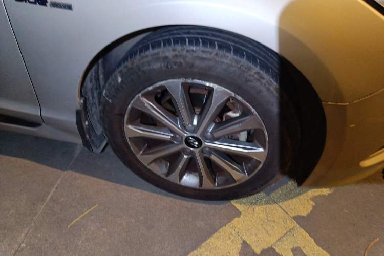 Used Hyundai Sonata 2015 1.6T GLS Smart Model Right Front Wheel Hub