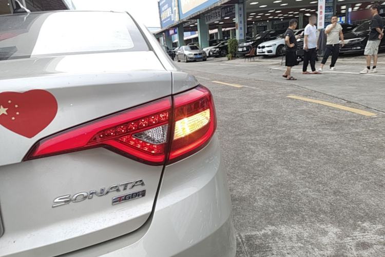 Used Hyundai Sonata 2015 1.6T GLX Advanced Model Right Rear Taillight