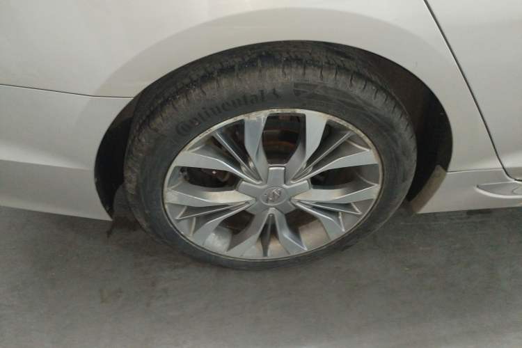 Used Hyundai Sonata 2015 1.6T GLX Advanced Model Right Rear Wheel Hub