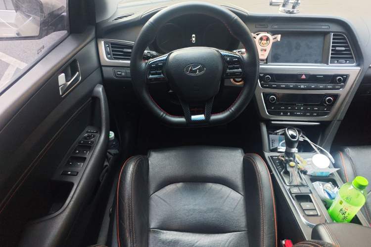 Used Hyundai Sonata 2015 1.6T GLX Advanced Model Steering Wheel