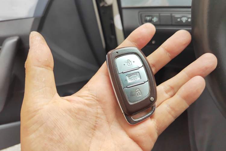 Used Hyundai Sonata 2015 1.6T GLS Smart Model Vehicle Key