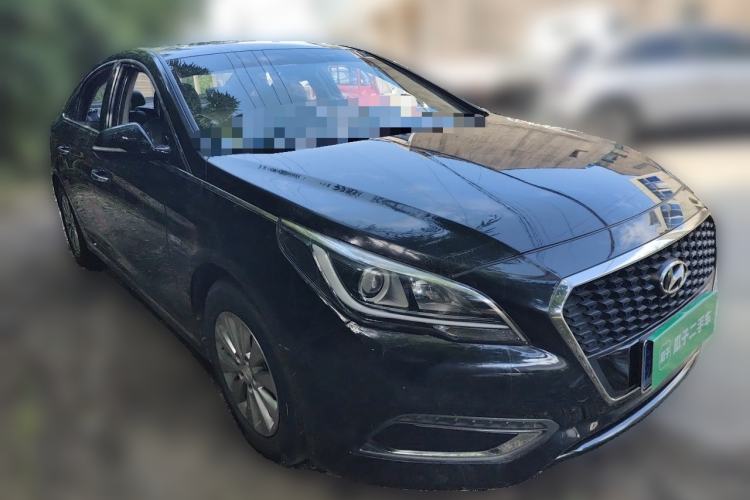 Used Hyundai Sonata 2016 2.0L Hybrid HE Smart Version Front Right 45 Deg
