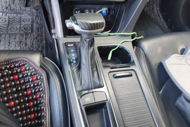 Used Hyundai Sonata 2016 2.0L Hybrid HE Smart Version Gear Lever