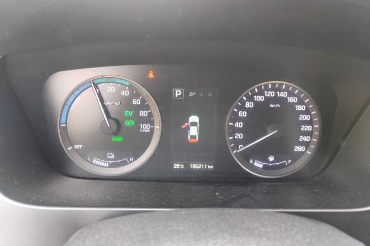 Used Hyundai Sonata 2016 2.0L Hybrid HE Smart Version Instrument Cluster