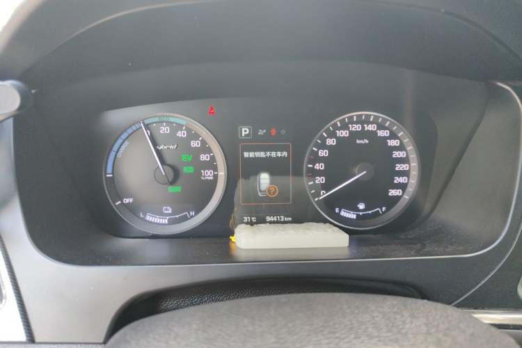 Used Hyundai Sonata 2016 2.0L Hybrid HE Smart Version Instrument Cluster