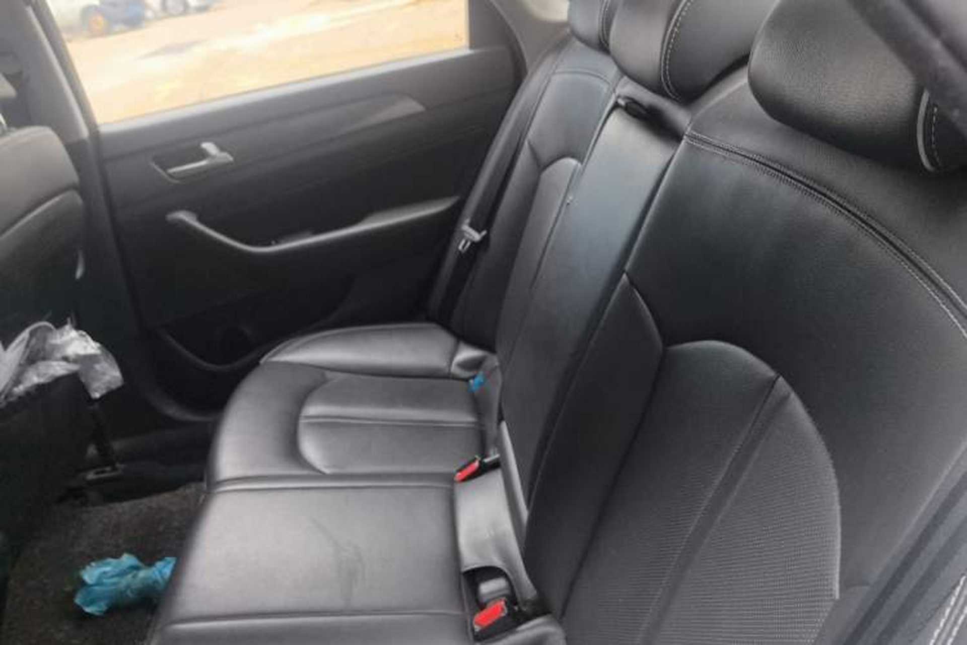 Used Hyundai Sonata 2016 2.0L Hybrid HE Smart Version Left Rear Seat