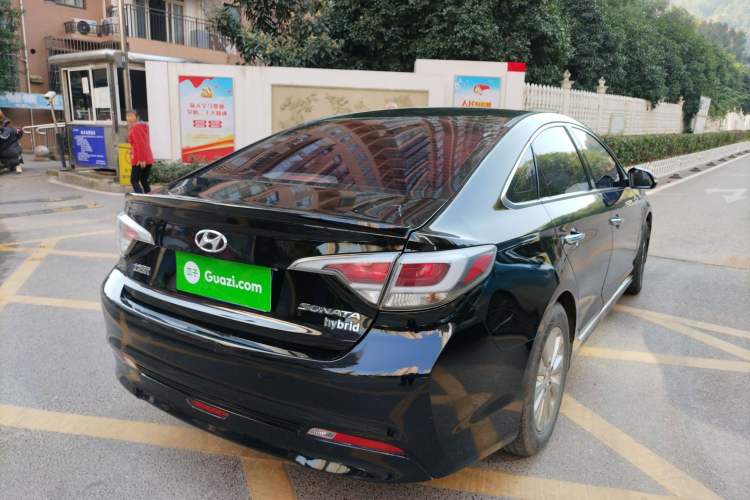 Used Hyundai Sonata 2016 2.0L Hybrid HE Smart Version Rear Right 45 Deg