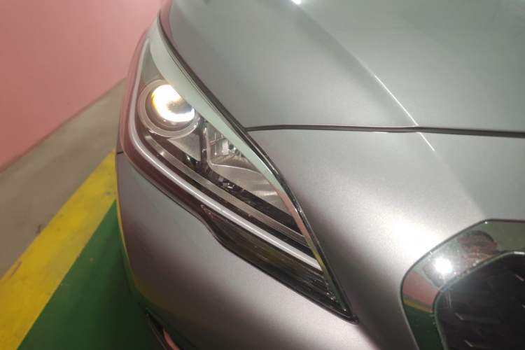 Used Hyundai Sonata 2016 2.0L Hybrid HS Leading Edition Right Front Headlight