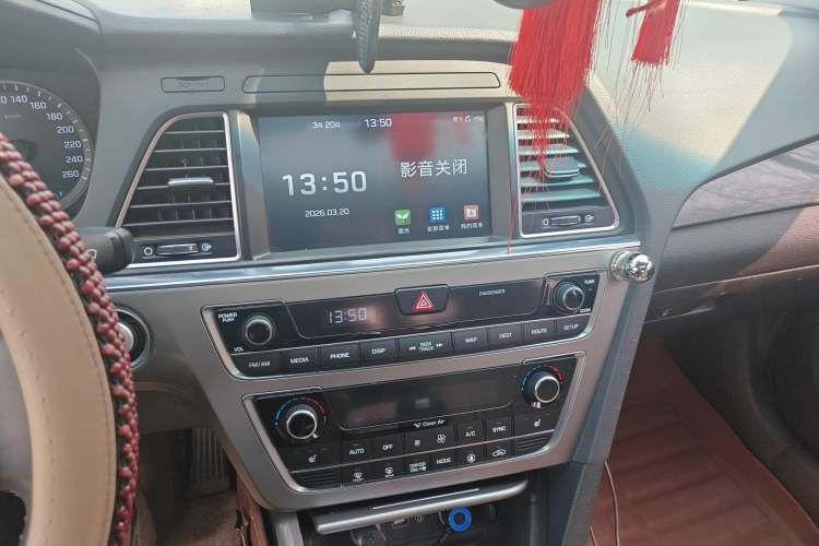 Used Hyundai Sonata 2016 2.0L Hybrid HS Leading Edition Audio And AC Panel