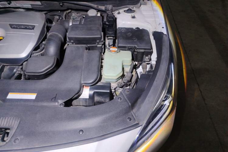 Used Hyundai Sonata 2016 2.0L Hybrid HS Leading Edition Engine Bay Left