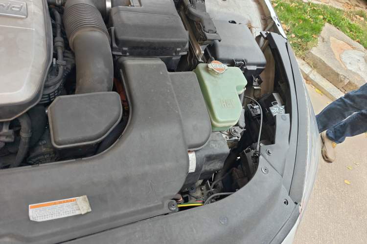 Used Hyundai Sonata 2016 2.0L Hybrid HE Smart Version Engine Bay Left