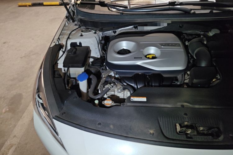 Used Hyundai Sonata 2016 2.0L Hybrid HL Luxury Version Engine Bay Right