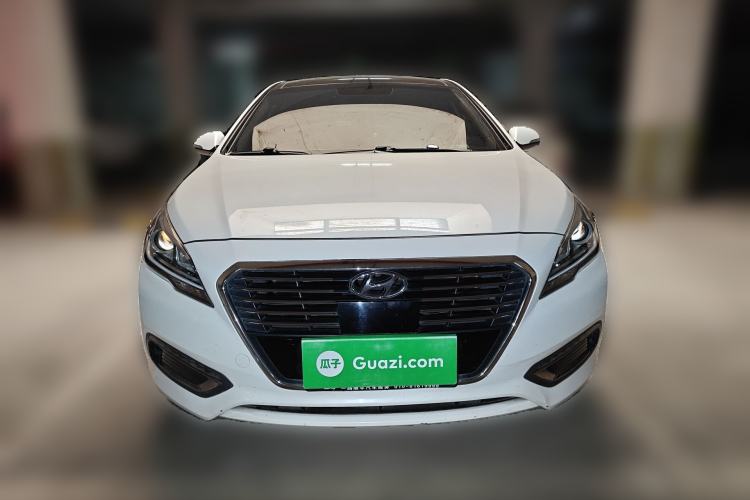 Used Hyundai Sonata 2016 2.0L Hybrid HL Luxury Version Front
