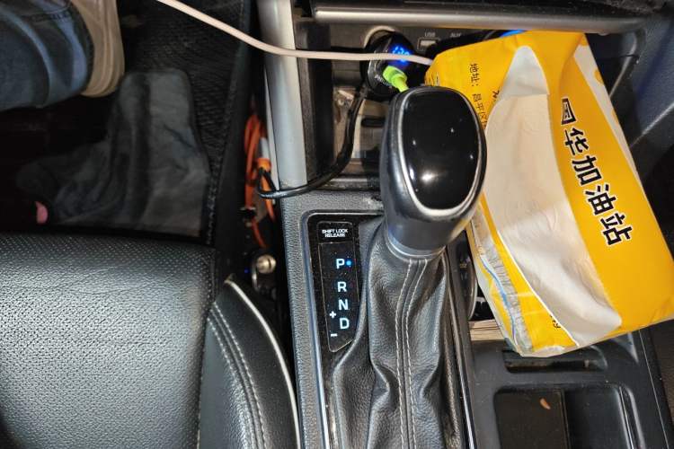 Used Hyundai Sonata 2016 2.0L Hybrid HE Smart Version Gear Lever