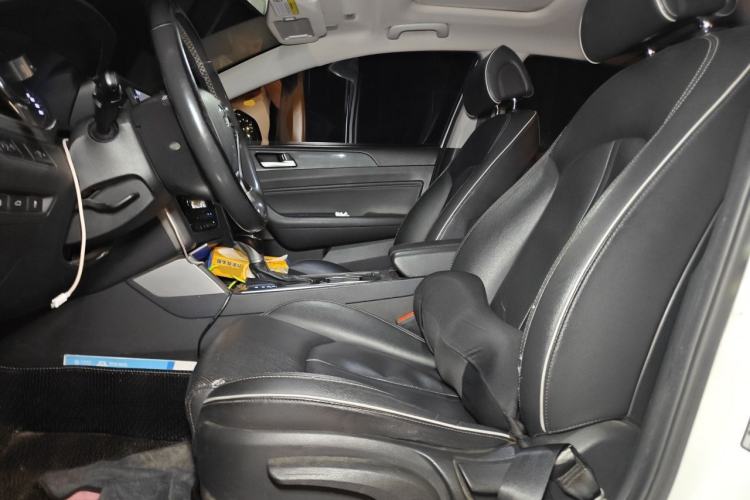 Used Hyundai Sonata 2016 2.0L Hybrid HE Smart Version Left Front Seat