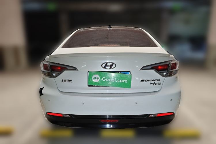 Used Hyundai Sonata 2016 2.0L Hybrid HL Luxury Version Rear
