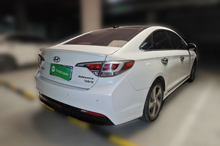 Used Hyundai Sonata 2016 2.0L Hybrid HL Luxury Version Rear Right 45 Deg