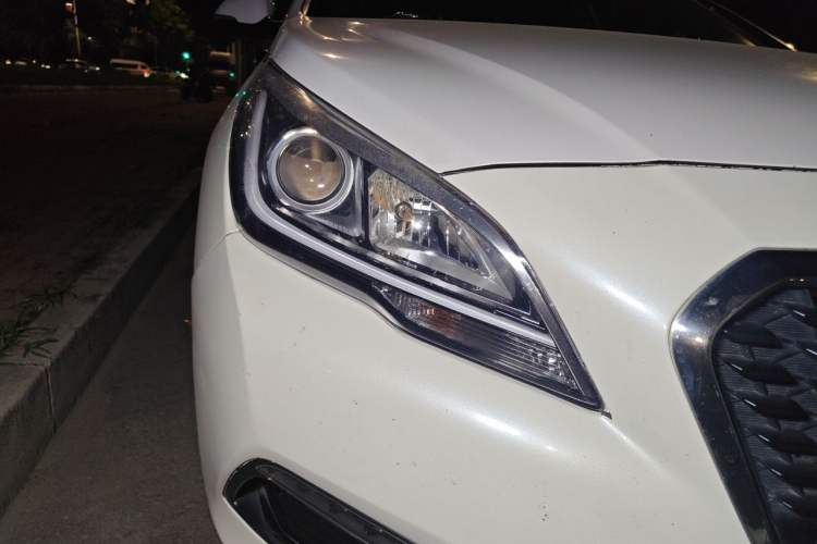 Used Hyundai Sonata 2016 2.0L Hybrid HE Smart Version Right Front Headlight