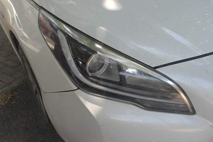 Used Hyundai Sonata 2016 2.0L Hybrid HE Smart Version Right Front Headlight