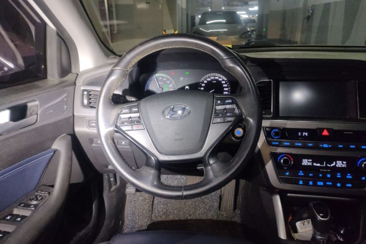 Used Hyundai Sonata 2016 2.0L Hybrid HS Leading Edition Steering Wheel