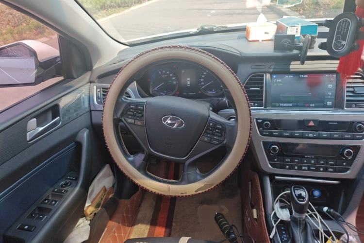 Used Hyundai Sonata 2016 2.0L Hybrid HS Leading Edition Steering Wheel