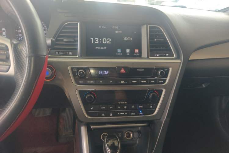 Used Hyundai Sonata 2017 1.6T DLX Prestige Model Audio And AC Panel