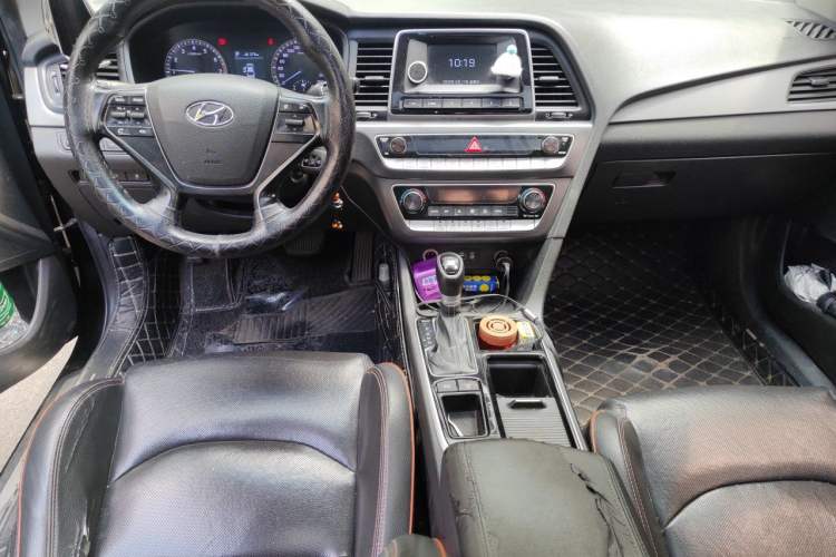 Used Hyundai Sonata 2017 2.0L GLS Smart Model Center Console