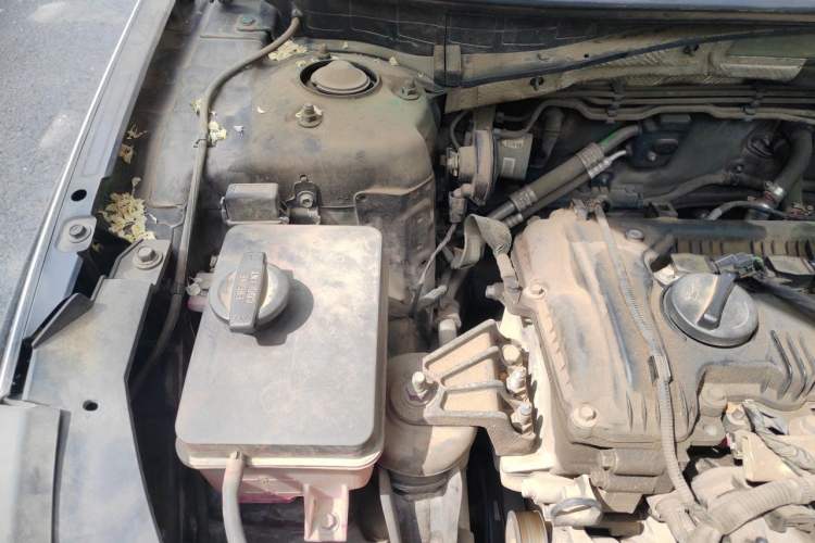 Used Hyundai Sonata 2017 2.0L GLS Smart Model Engine Bay Right