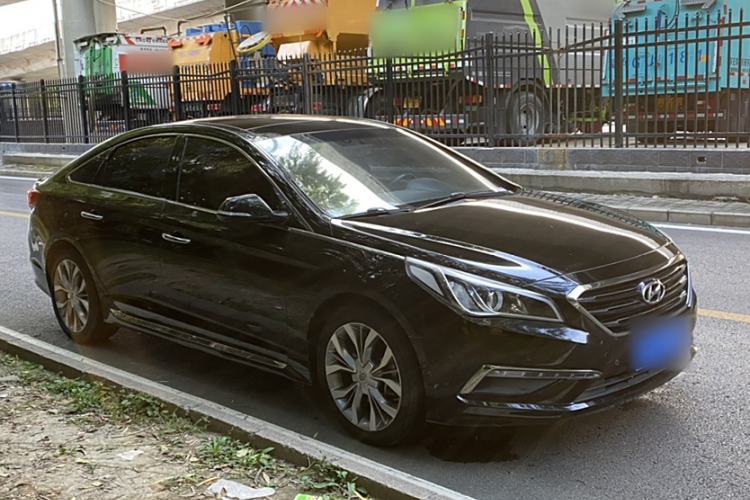 Used Hyundai Sonata 2017 2.4L DLX Premium Model Exterior 2