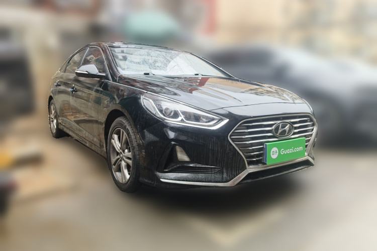 Used Hyundai Sonata 2017 2.0L GLS Smart Model Front Right 45 Deg