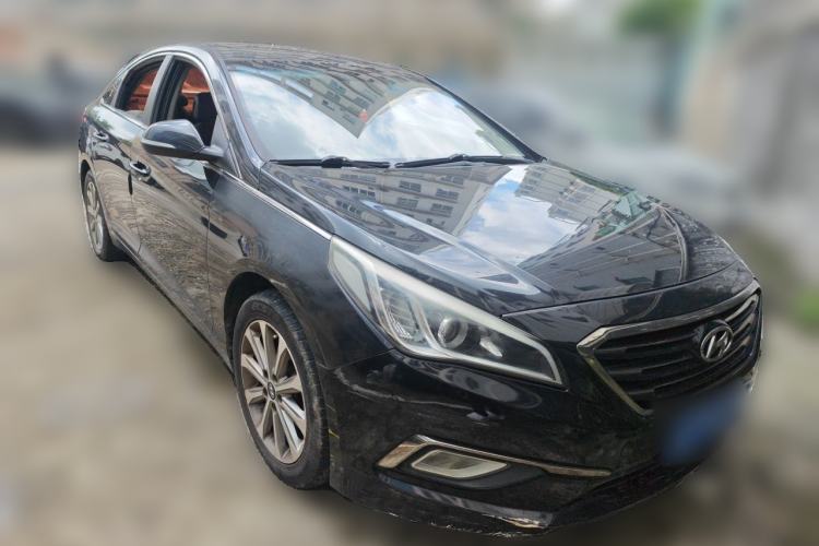 Used Hyundai Sonata 2017 2.0L GLS Smart Model Front Right 45 Deg